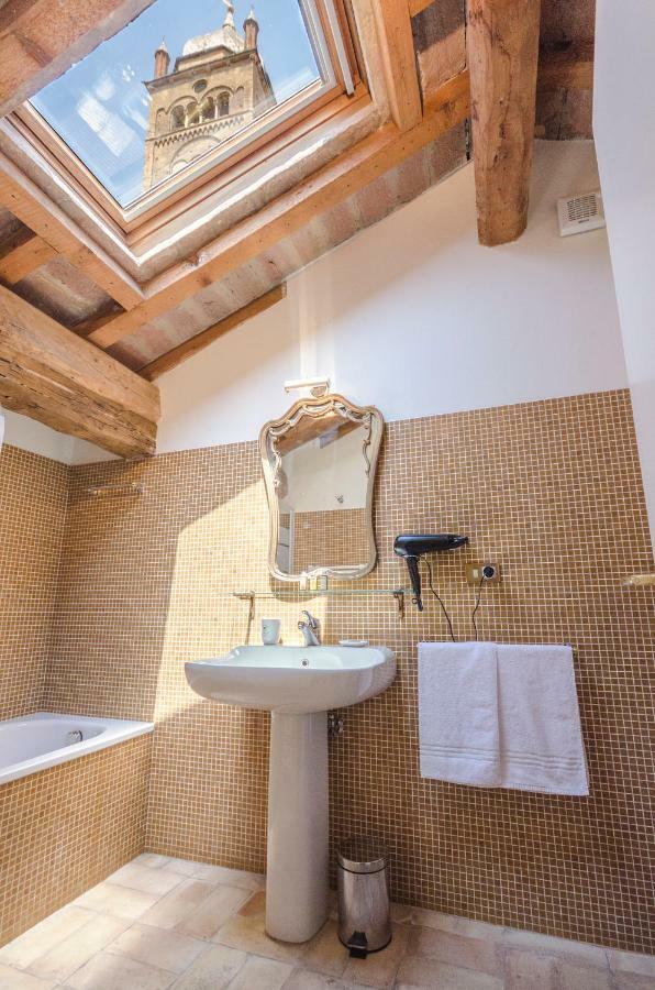 Altabella Panoramic Terrace Apartment โบโลญญา ภายนอก รูปภาพ